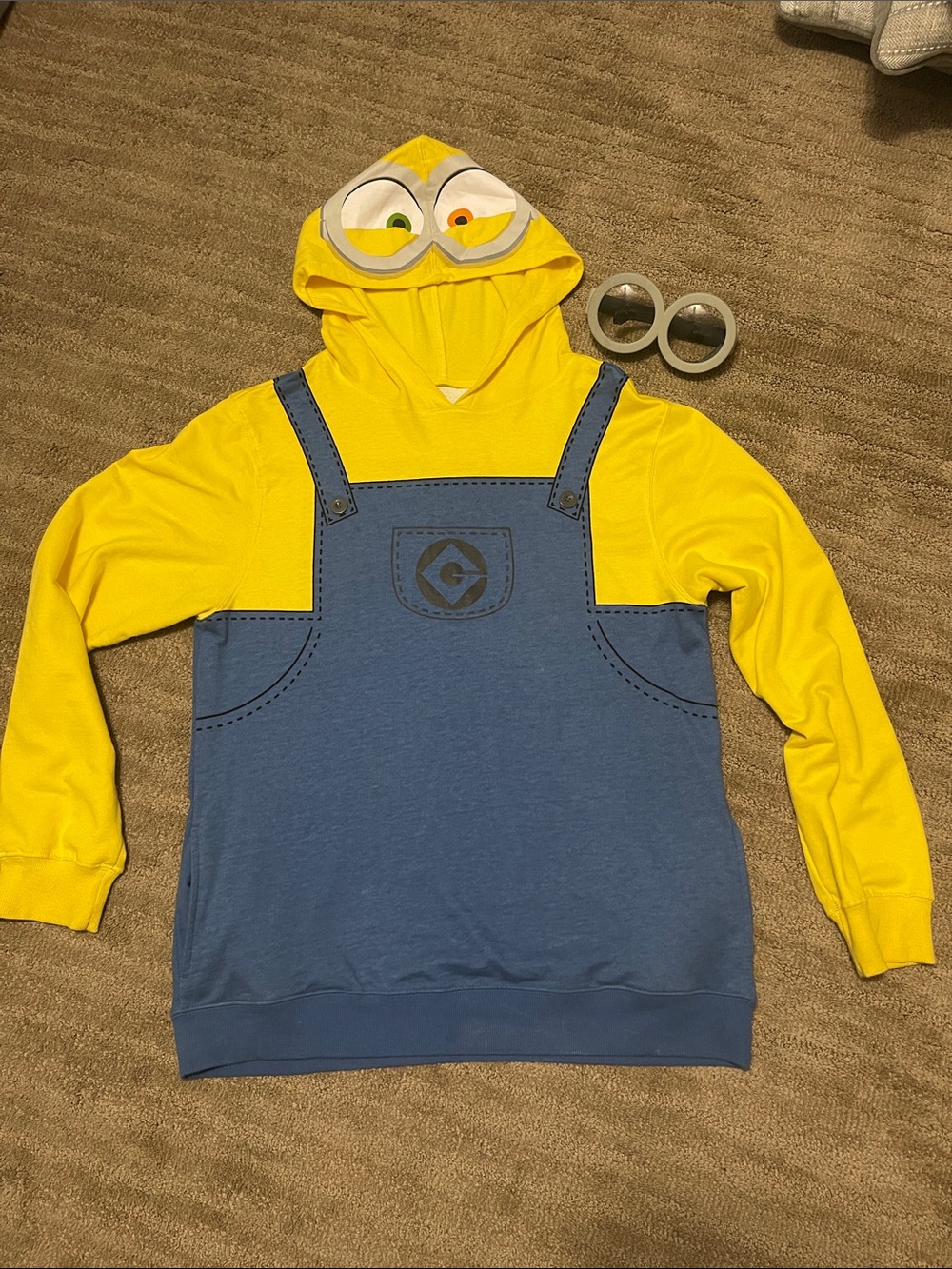Minion hoodie costume